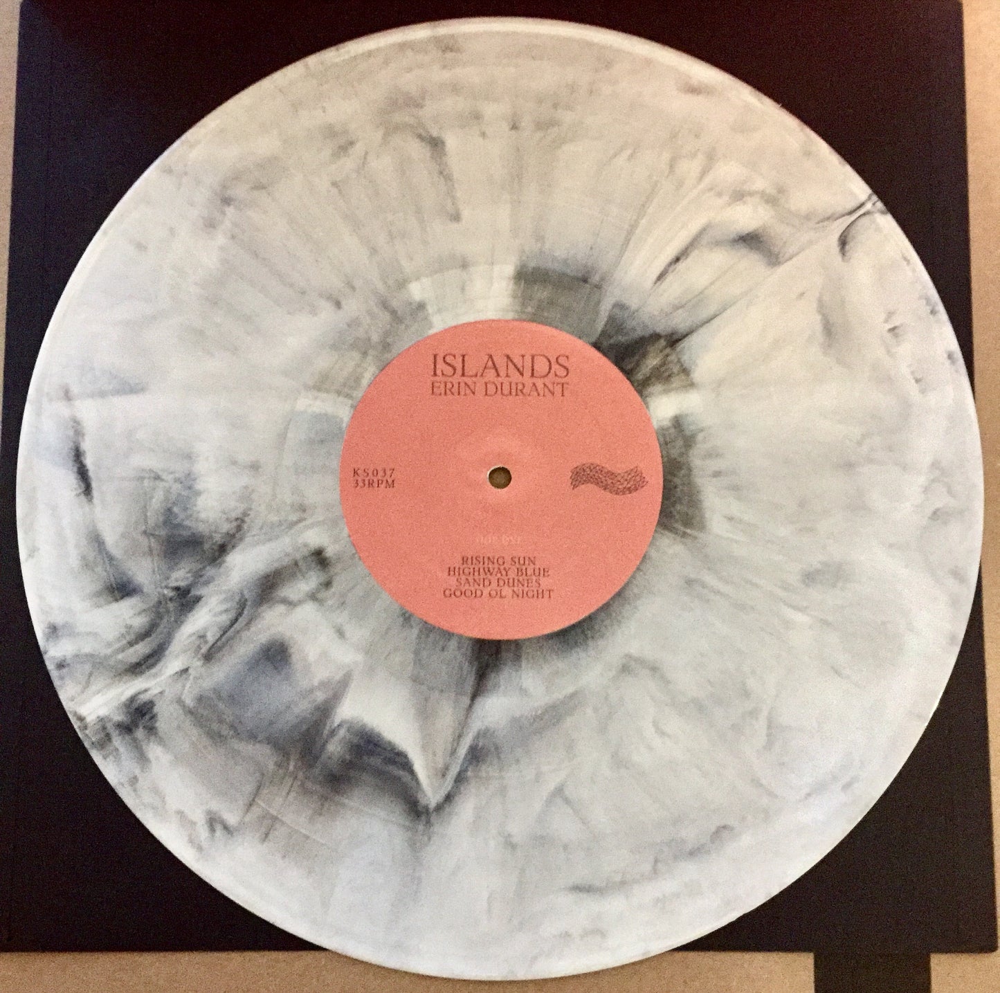 Erin Durant - Islands (Sand Vinyl) (LP)
