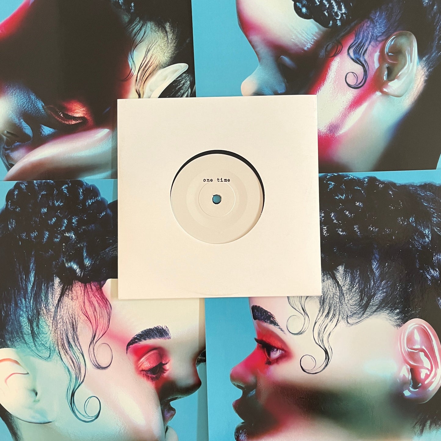 FKA Twigs - LP1 (Deluxe 180g 1st Pressing with 7" & Inserts)